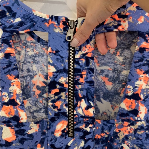 Crop structured tee - Picture 6 of 6